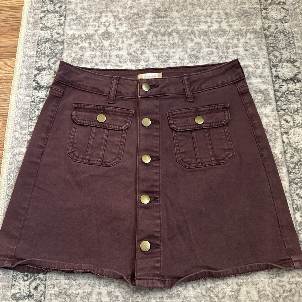 Alter’d state  Women's burgundy Button-Front skirt